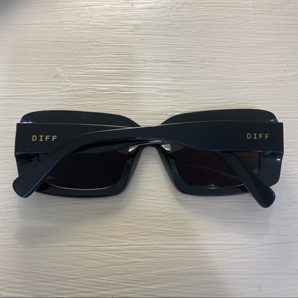 Diff Eyewear Sterling Chunky Rectangle Black Sung… - image 3